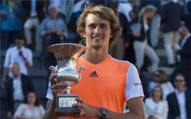  兹维列夫大师赛折桂重返巅峰