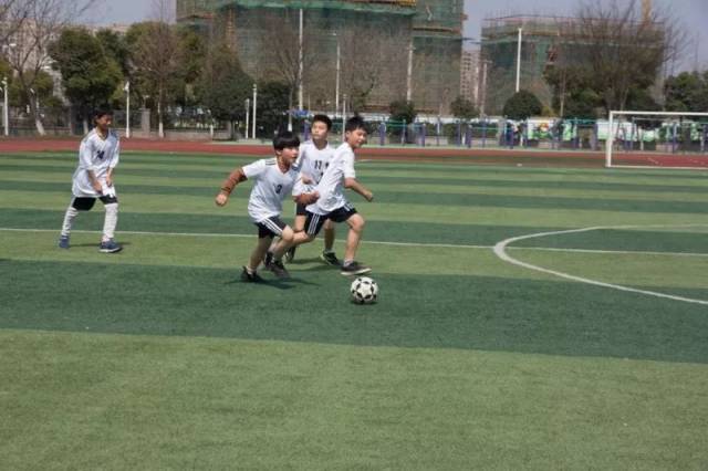  青训营涌现天才少年，中国足球未来可期  